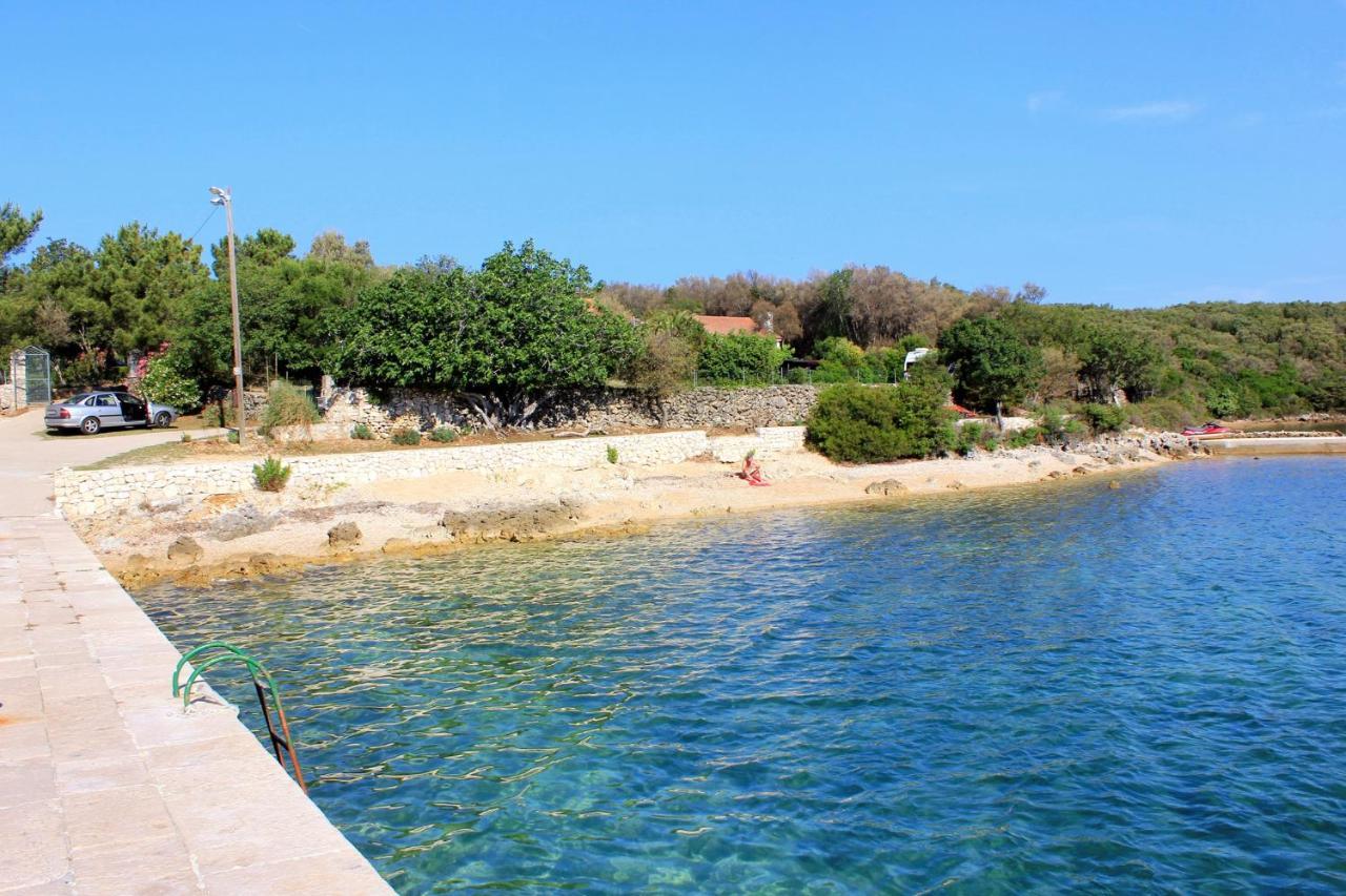Apartments With A Parking Space Punta Kriza, Cres - 8082 Luaran gambar