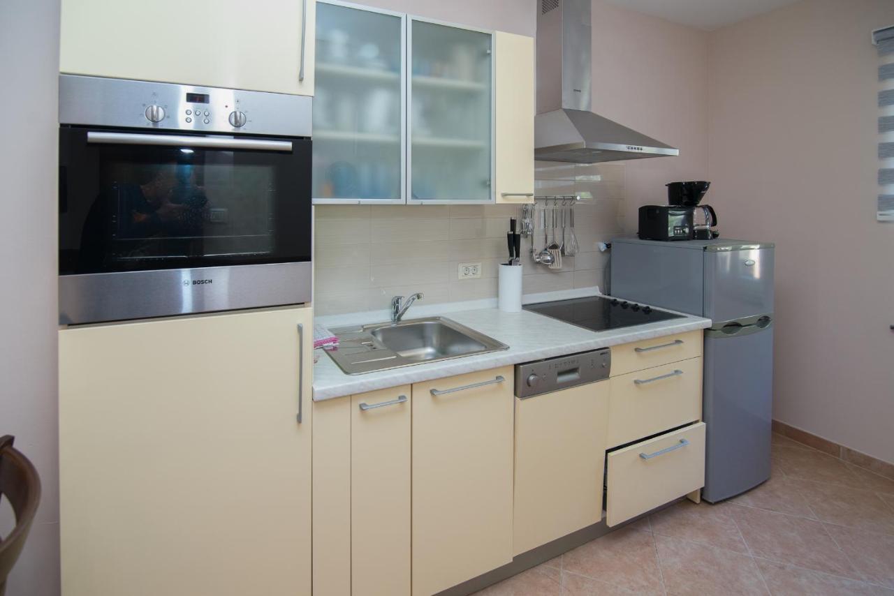 Apartments With A Parking Space Punta Kriza, Cres - 8082 Luaran gambar