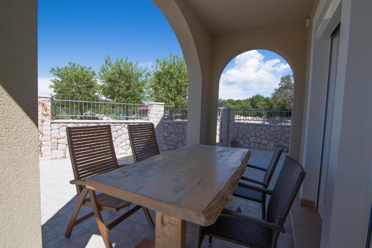 Apartments With A Parking Space Punta Kriza, Cres - 8082 Luaran gambar